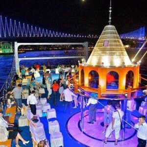 Alternative view of Crucero con cena por el Bósforo